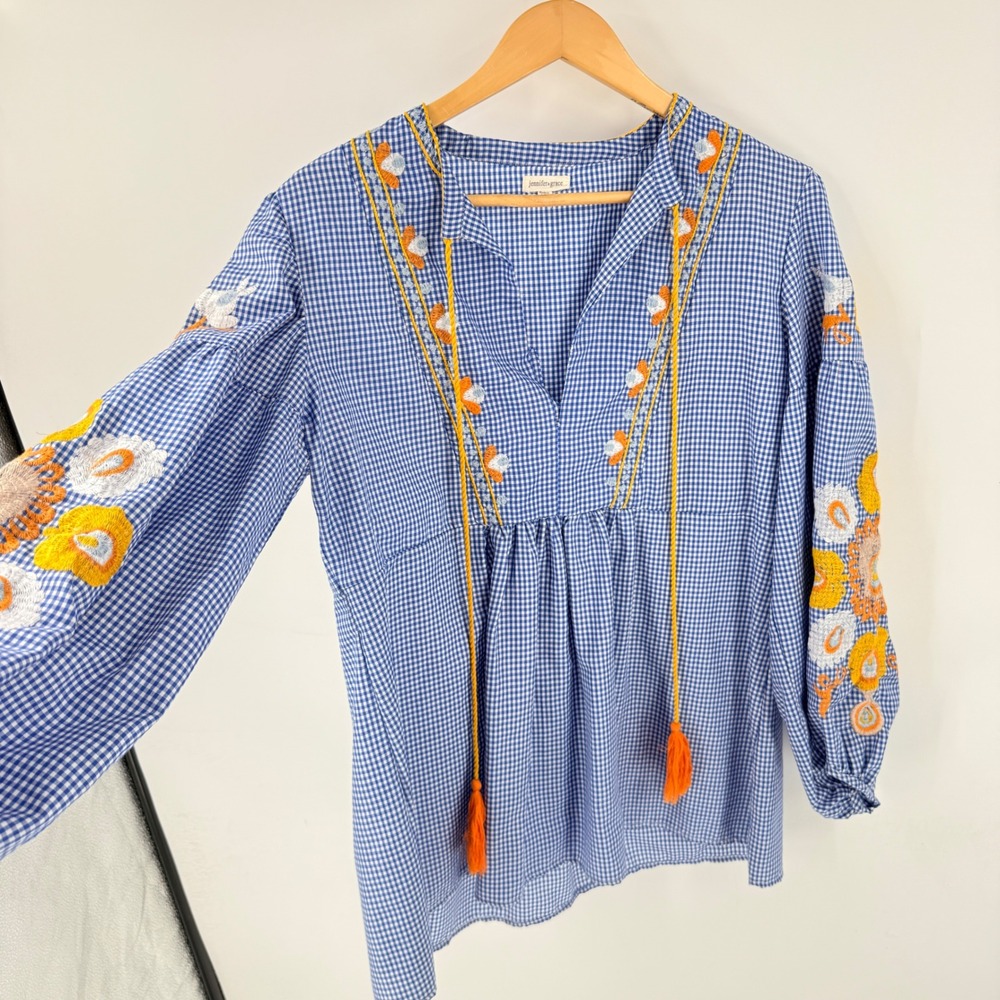 Jennifer + Grace Blue Gingham Embroidered Tassel Boho Top White Small Peasant - Picture 9 of 10